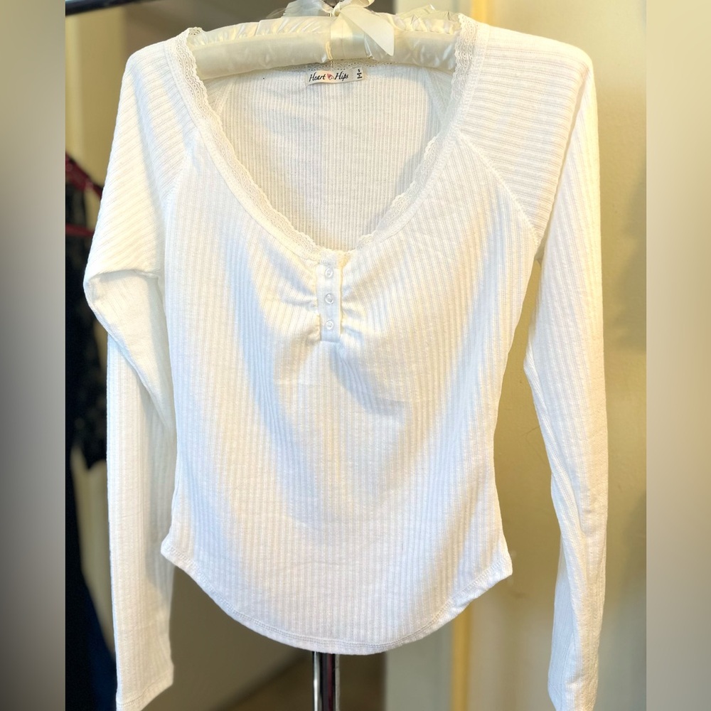 Ribbed Soft Top - New and Adorable